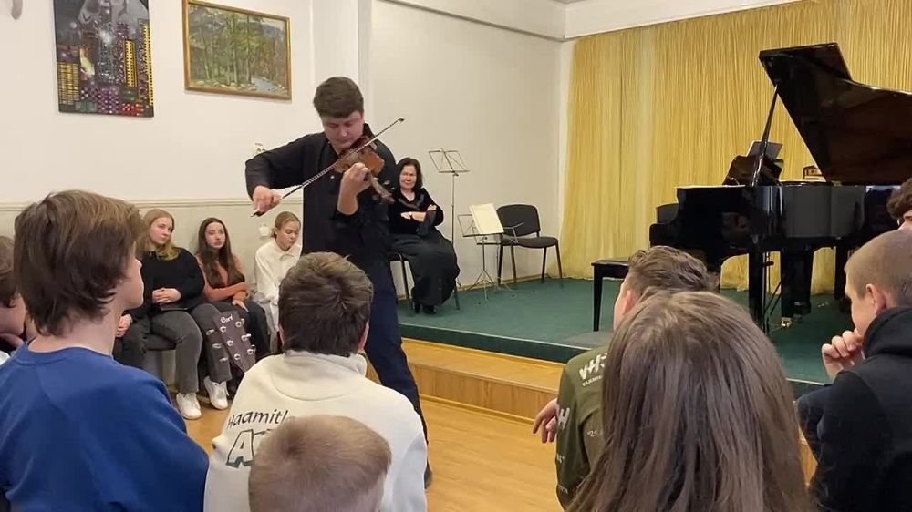 �������-������� ���� ��������� � ���������, ��������� ���������� ����������� ��� ���� ������� ���������� ���� ������� �������� ������ � ��������� � ������-����� ��� �������� ������� ����������� �����