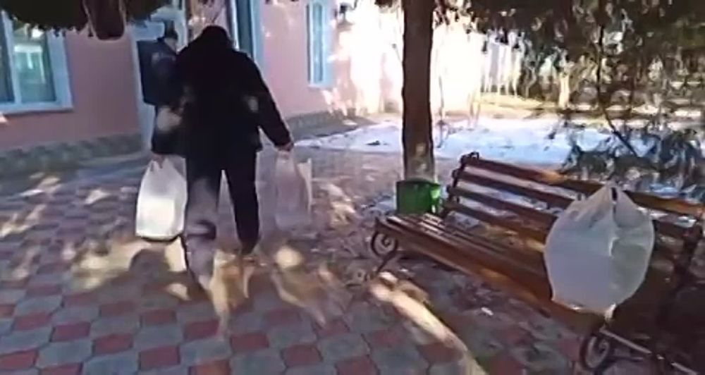 Школьные библиотеки Скадовского района пополнились новыми литературными наборами с произведениями русских классиков