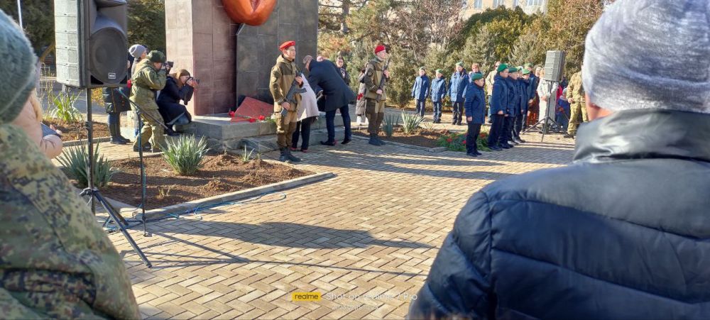 ���� ������ � ���������, ����������� ��������� ���� �� ��������� ���������