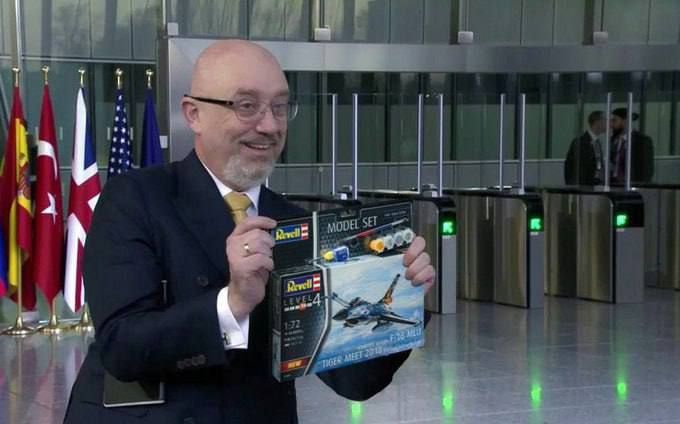 ����� ������ �������,. �� ���������� � �����