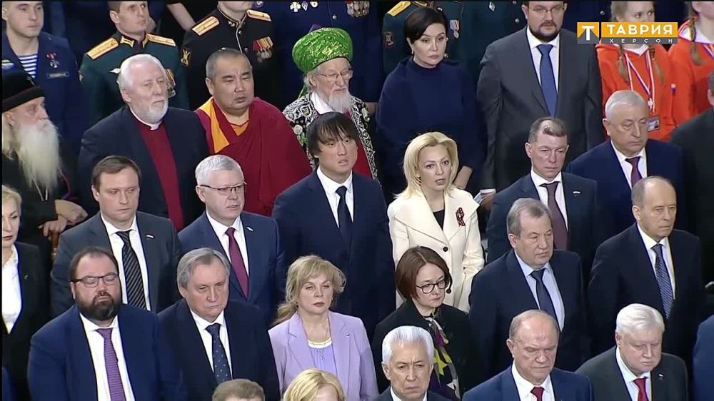 ������ ������� �� ����� ������, ������ ��� ��� �� ���� ������, ���� ���������� �����, �� ������� � ����� �����, ������ - �� ����, ������ � ���������� ������ �������� �������� �����