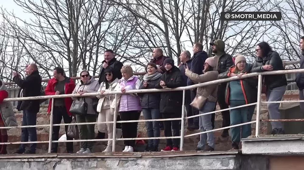 "������� �����": ������������ ���������� �������� � ������ ���������� ������� ������������ ����������� � ����� 8 �����