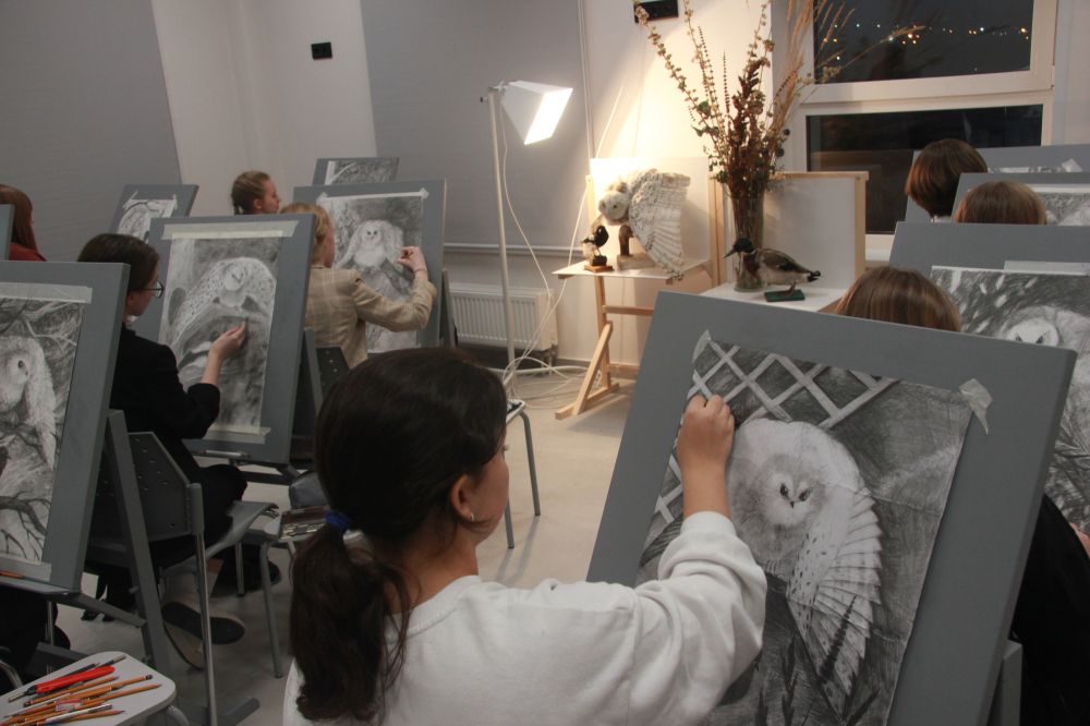 16 ����� �� ���� ���������� ����� � 4 ��� �������� 6-� ������� ������� ������-����� �� ���������