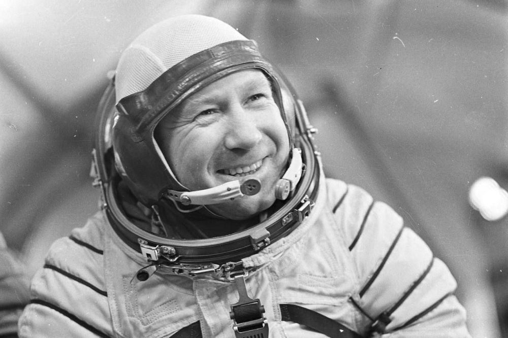 18 ����� 1965 ���� ��������� ���� �������� �� ��������� ������� �������: ��������� ������� ������ ����� � �������� ������