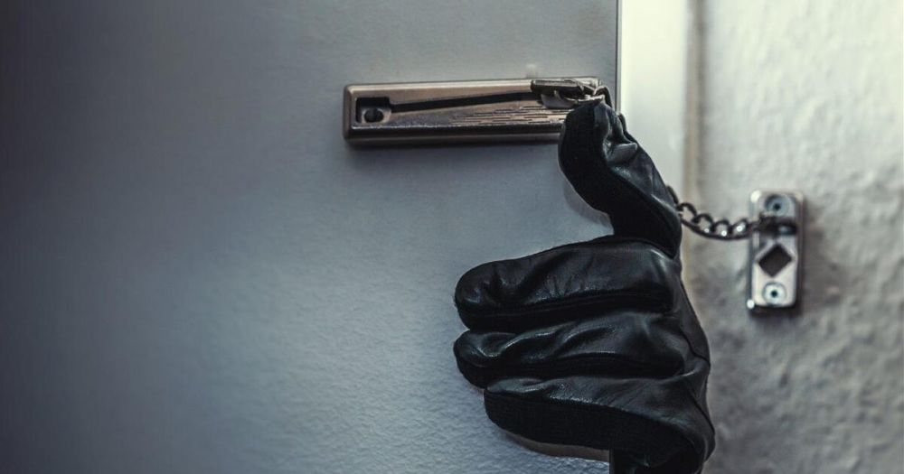 � ������������ ������� �������� ����� � ���� ���������