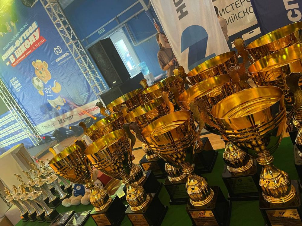 �� ���� ������ "����������" � ������������� ������� ����������� ������������� � ������ ������ ����� 18-�� �������������� ������ ��������������� ������� "����-������ - � �����"