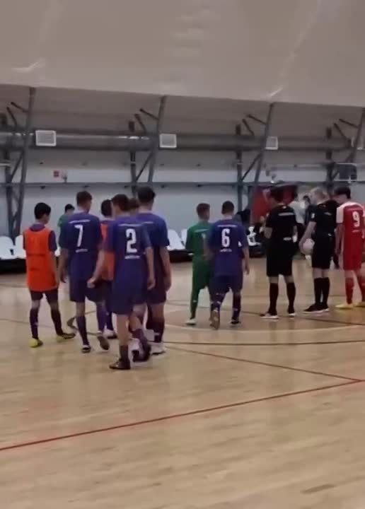 ������� ���� ������� ������� � �������� �� ��� �� ������ 0:0