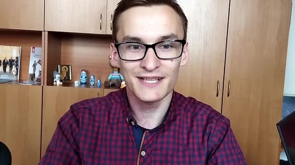 Учитель русского языка Генической школы №1 Андрей Мухин: «Запад и киевский режим сегодня — это спонсоры и организаторы терроризма»