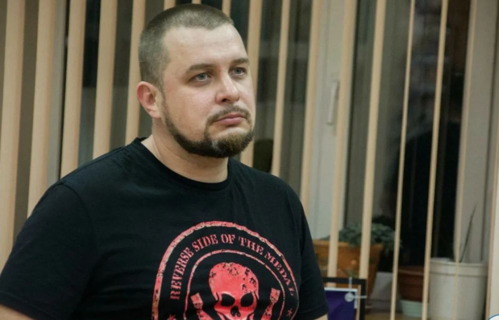 2 апреля в результате теракта в Санкт-Петербурге был убит журналист и писатель Владлен Татарский