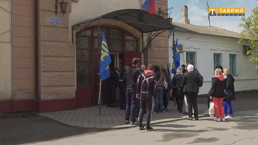 ������ ������� ������ ������� � �������� ������������� ��������� ������ ���� � ���������