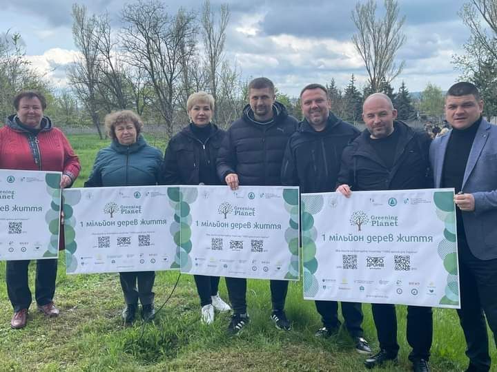 � �� ��� ������.... �� ��������� ���� �����, 22 ������, � ������ ������� �Greening Planet� ����, ���������� � �������, ���������� ������������� � �������� ����� 100 �������� � ��������������������� ������