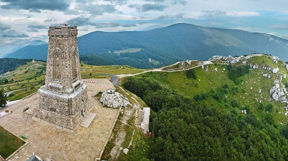 24 ������ 1877 ���� - ������ �������� ����� ������