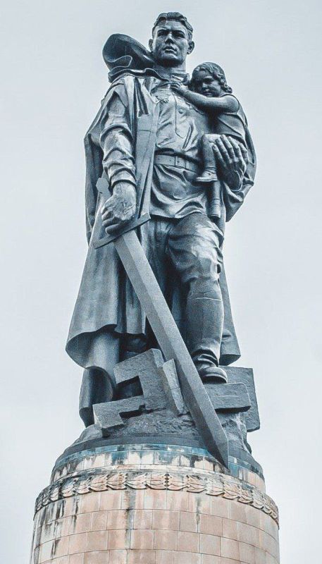 30 ������ 1945 ���� � ������� ���������� �������� ��������� ������� ��� ���������� ���� ��������� ��������� ������� ������ ������