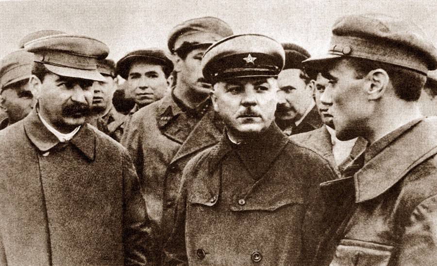 � ���� ���� 4 ��� 1935 ���� ����� ������������� ������ �� ������� ������� ���������� �������� ���� �� ����� ����� ���������� ����: