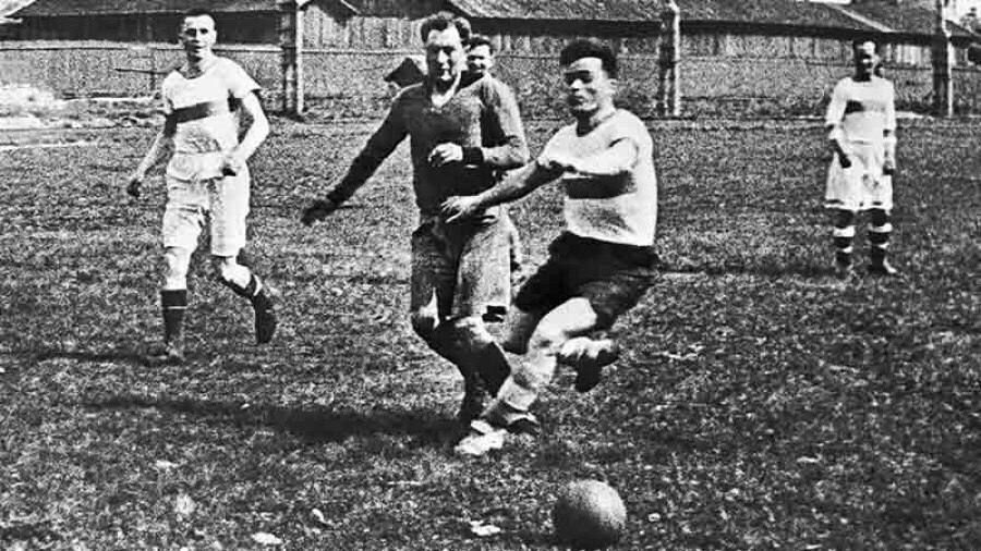 6 ��� 1942 ���� ��� ����������� ���������� ���� � ��������� ����������