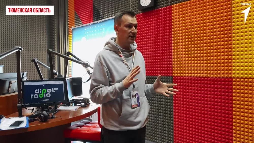 С Днём радио!. Именно 7 мая в 1895 году российский физик Александр Степанович Попов первым в истории представил публике настоящее радио. Теперь мы ежегодно, вот уже 78 лет, отмечаем День рождения радио!