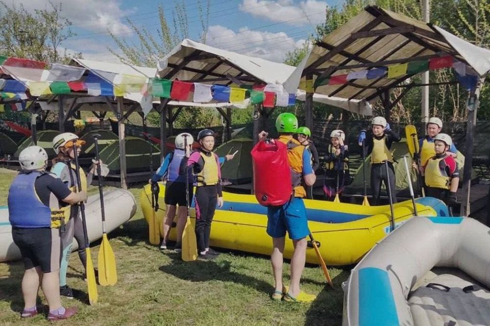 � �� ��� ������.... 13 ����� � ������������ ����������, � �������� �� 6 �� 12 ���, ����������� �� ����� � ����