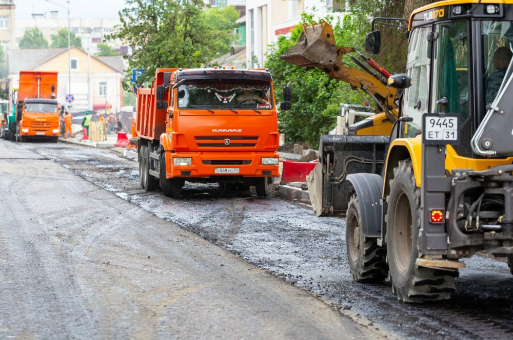 Подписаны меморандумы о плане развития дорожной сети в новых регионах