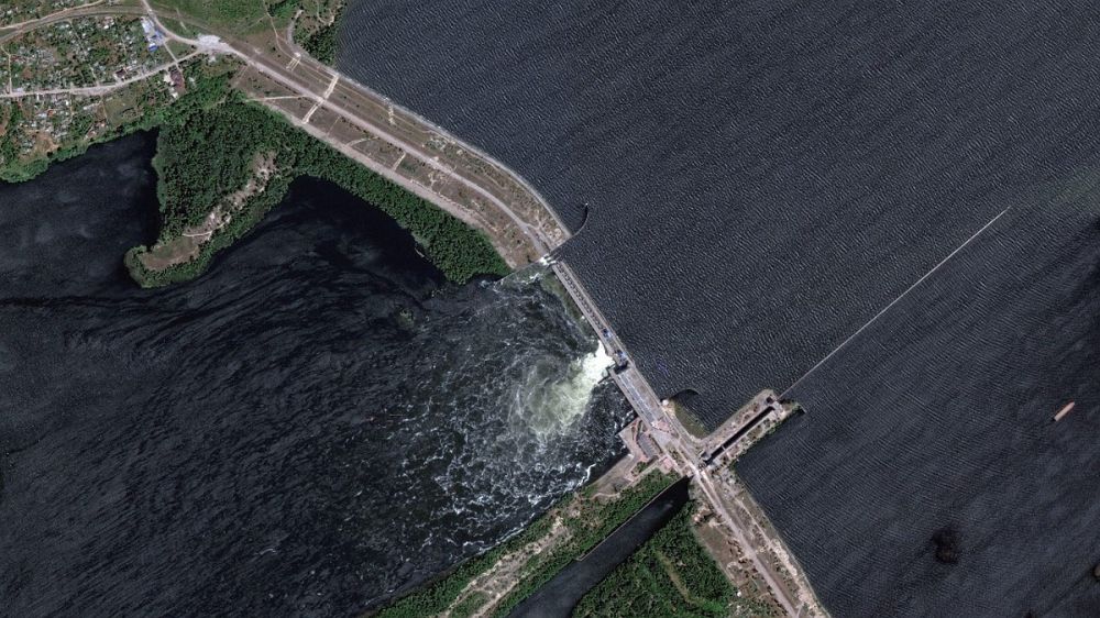 В Никополе ввели режим жесткой экономии питьевой воды после подрыва Каховской ГЭС