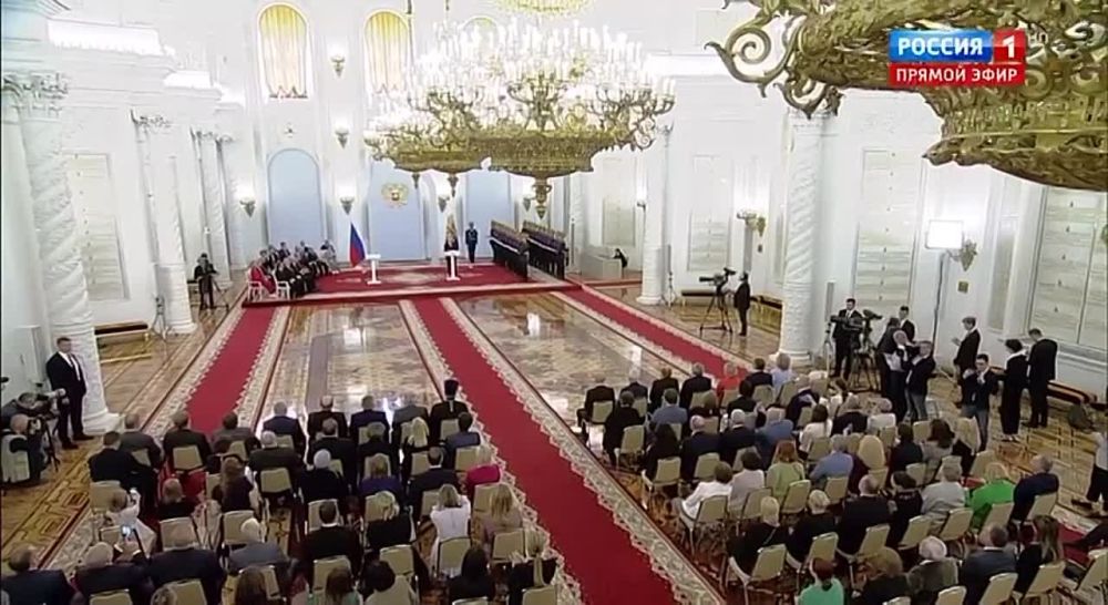 �������� ����� ��������� ������ � ���� ������