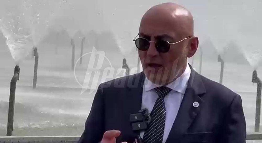 Ренат Карчаа объяснил, как устроена система охлаждения Запорожской АЭС — она независима от Каховского водохранилища, однако у нее есть уязвимое место, куда ВСУ и целятся