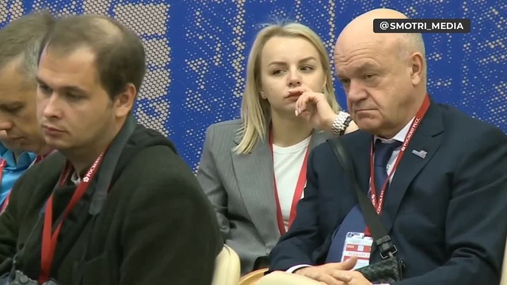 Оформлено 3540 контрактов с сотрудниками Запорожской АЭС — Мария Захарова