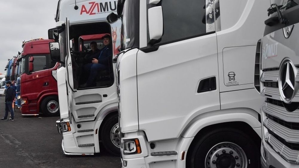 ����� ����� �������� ������� � ����� �������� 200 ����������