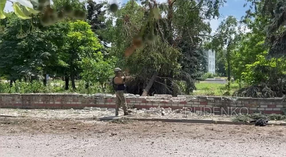 ����������� ����� �� ������� ��� �. ������ ���������� �������, � ���������� �������� ������ ����� (����, ���� � ���� �����)