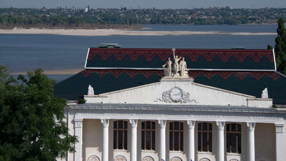 Месяц после теракта на ГЭС: как теперь живет Новая Каховка