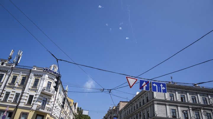 ������ ���������� � �����, ��������� � �����������