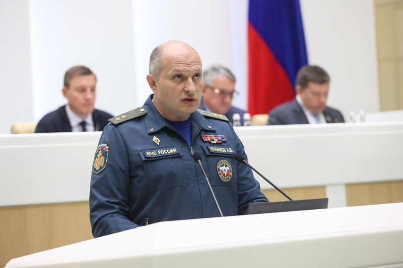 Екатерина Алтабаева: На «правительственном часе» в рамках заседания СФ выступил Глава МЧС Александр Куренков