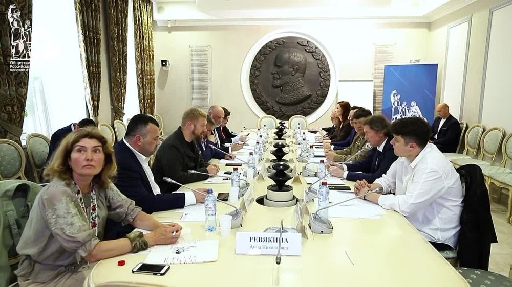 ������� ����������: ������� ������ � ������� � ��������. � �������� �������� ������� �� ����� ��������� �� ������ ������ ��� �������