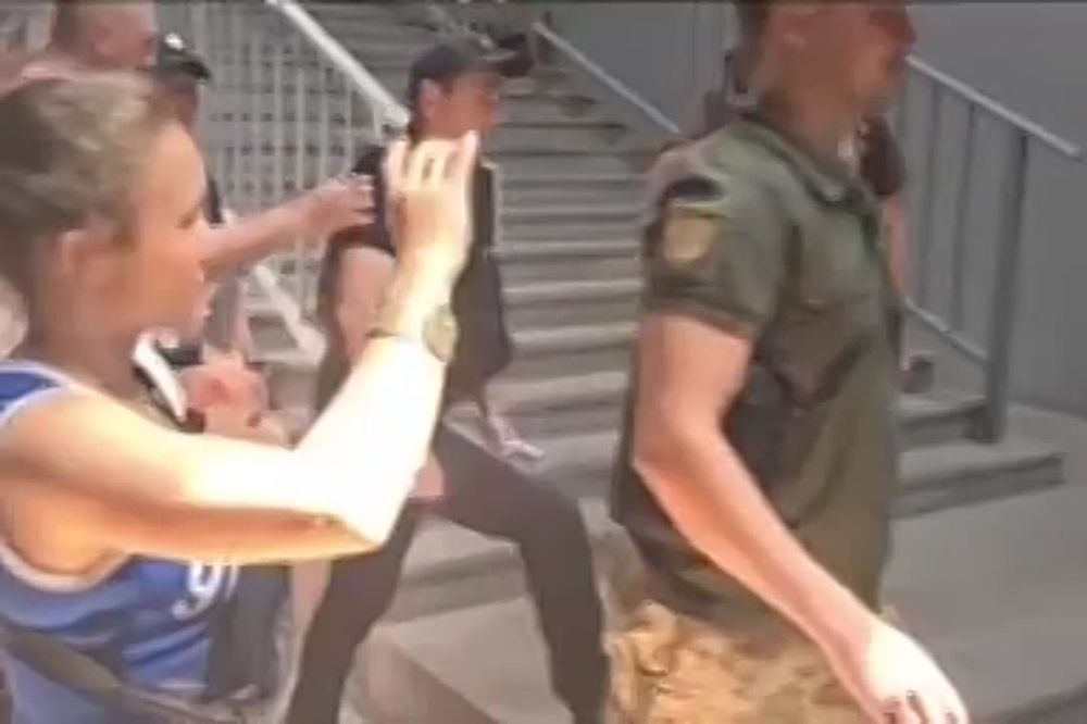 C���� �� ���� �������:. "�������, ����� �� ����!" �������� ������ �������� ���������