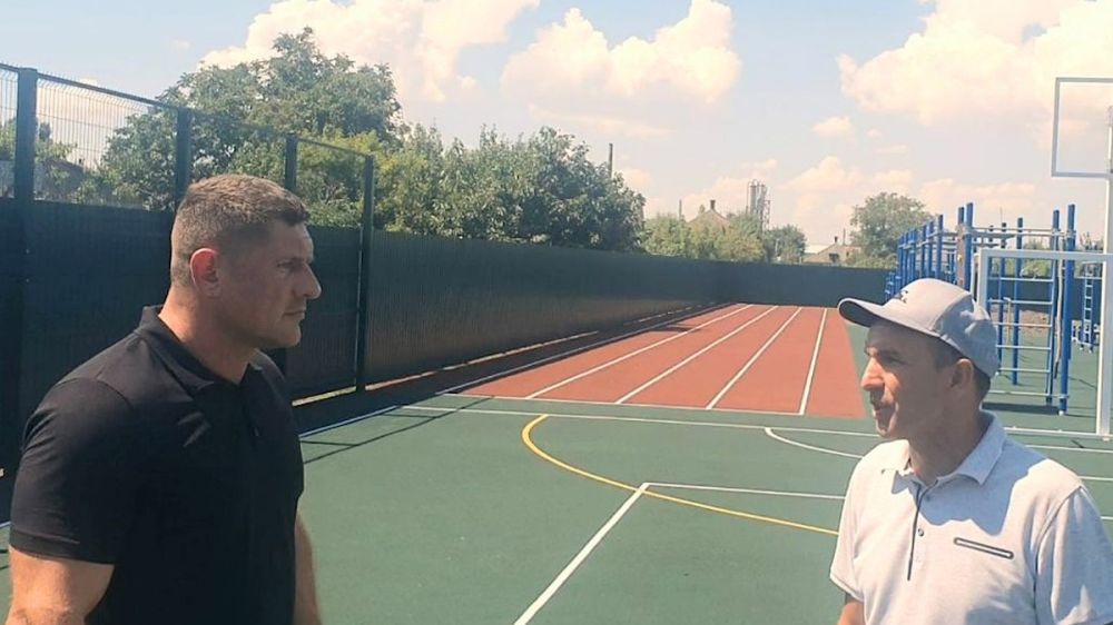 ���� ����� �� ������ � � ������� ���������: � ��������� ������ ����� ��� � ��������������