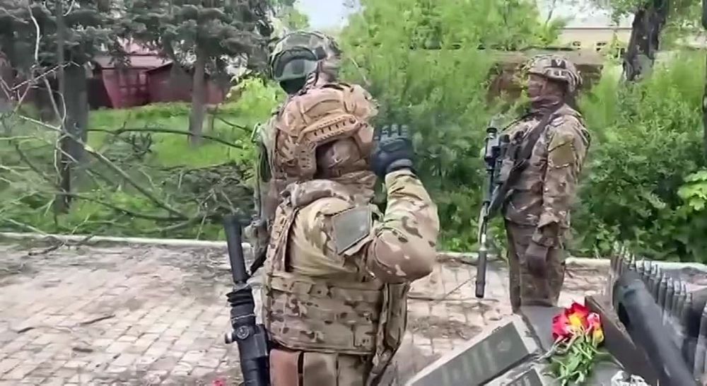 �������� ����� ��������� ������ ������ � ��������� ��� � ���������������� ����������