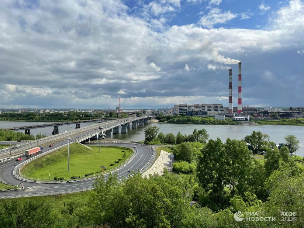 � �������� ������� ����� ������ ����� ��� 100 ������������ � ��������