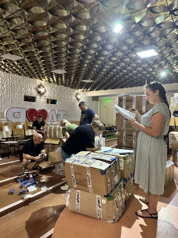 Теперь спортсмены Херсонской области обеспечены спортивной одеждой и обувью