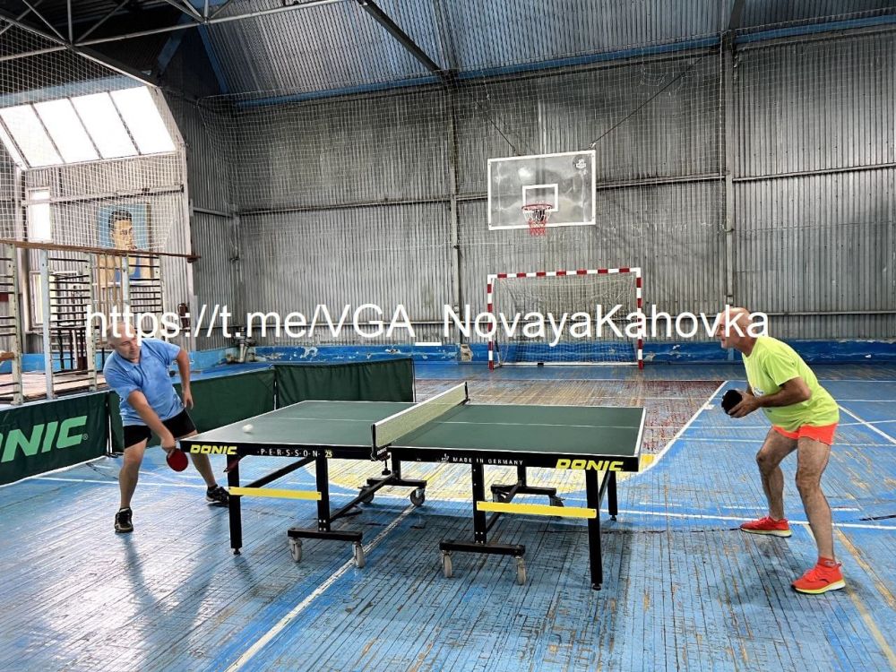 В Новой Каховке в преддверии Всероссийского Дня физкультурника провели соревнования по настольному теннису