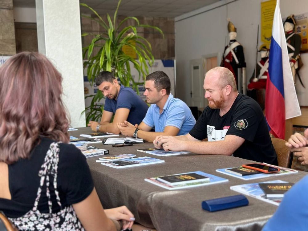 Херсонская область. В Геническе состоялась встреча членов регионального отделения Российского военно-исторического общества...