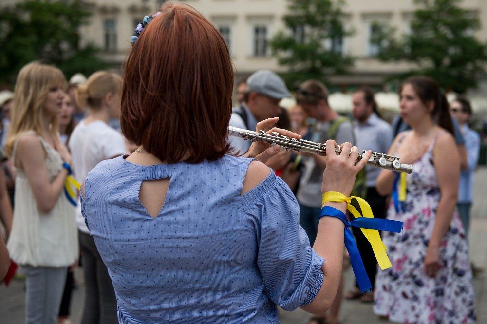 �������� ������� ���� "������" ������� ��� ����� "�����"