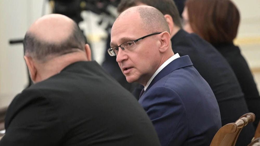 Кириенко посетил линию боевого соприкосновения в районе Токмака в Запорожье