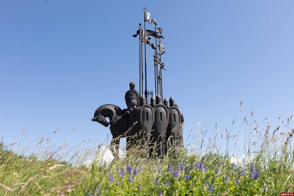 23 ������� ���������� ���� ����������� ��������� �������