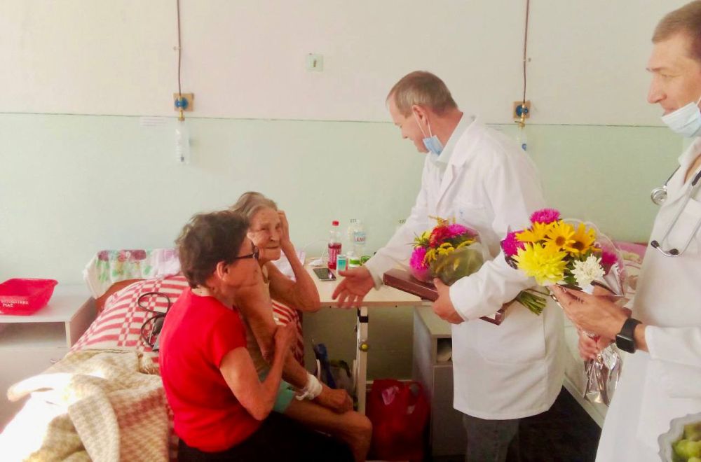 ����� �����: � ������� 6-�� ������� 100-������ ������ �������� ��������� ������� ������������� ����� ����� ����