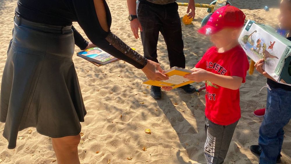 ����� ����������: 300 ����, ������� � ����������� ������� ��� ������� ����� � ����� �������� ��������� ������� ������ � ���������� ������� � ������������ �������