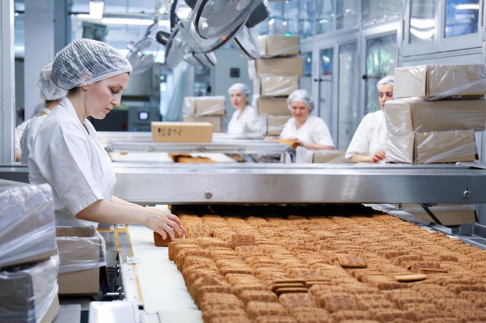 ������� ����������� ���, ���, ���������� � ����������� �������� ����� �������� � ��������� ������������� ����