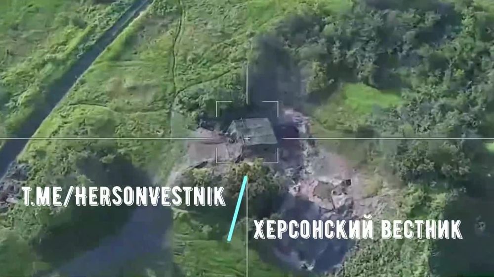 �������������� ����������� "�����" ������ �������������� ���������� "������", �� ���������� �����������, �������� �������������� ��������� ���������� ��������