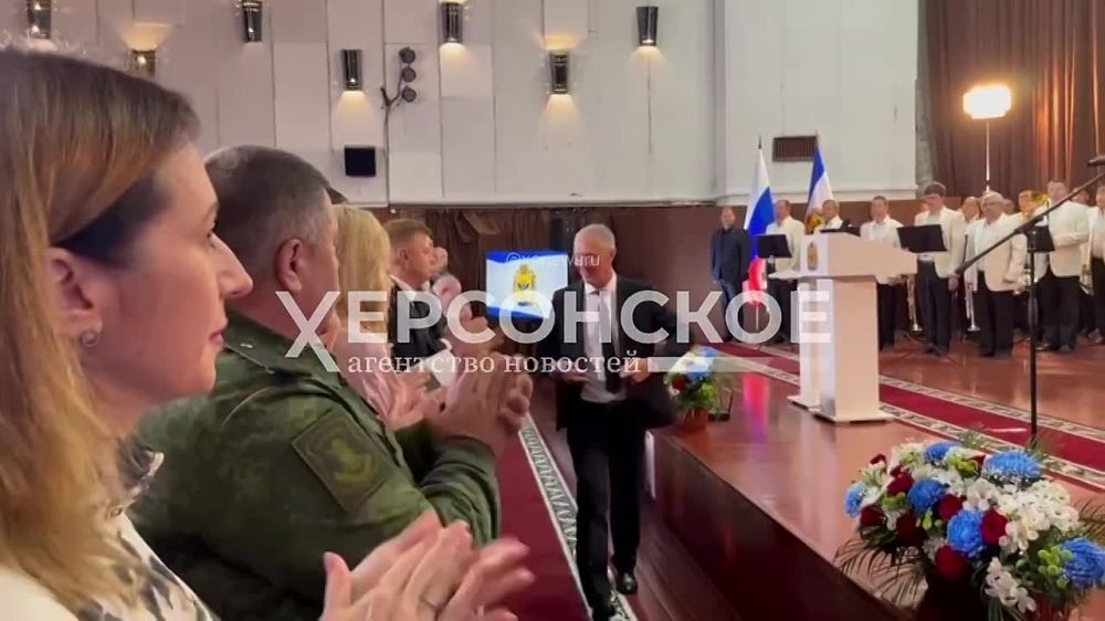 Владимир Сальдо избран на должность губернатора Херсонской области