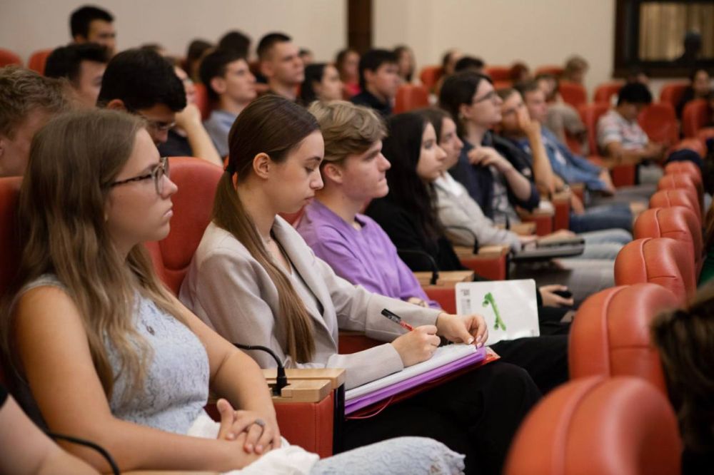 � ����� ����������� ������������ ���������� �������� ������ � ������ ������ �������� � ������� ������