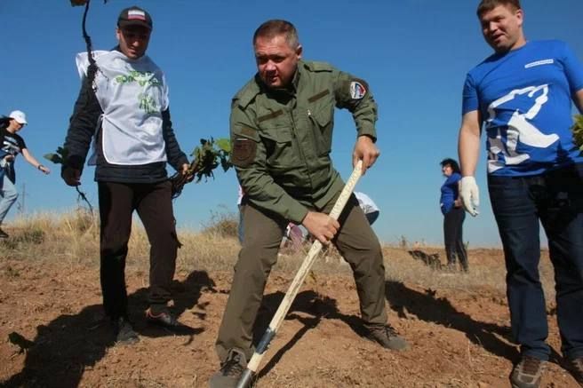 �������� ���� ������. � ������� �������� ������� �� 15 000 �������� �� ��� ������������� ���, ���, ����������� � ���������� �������� � �������