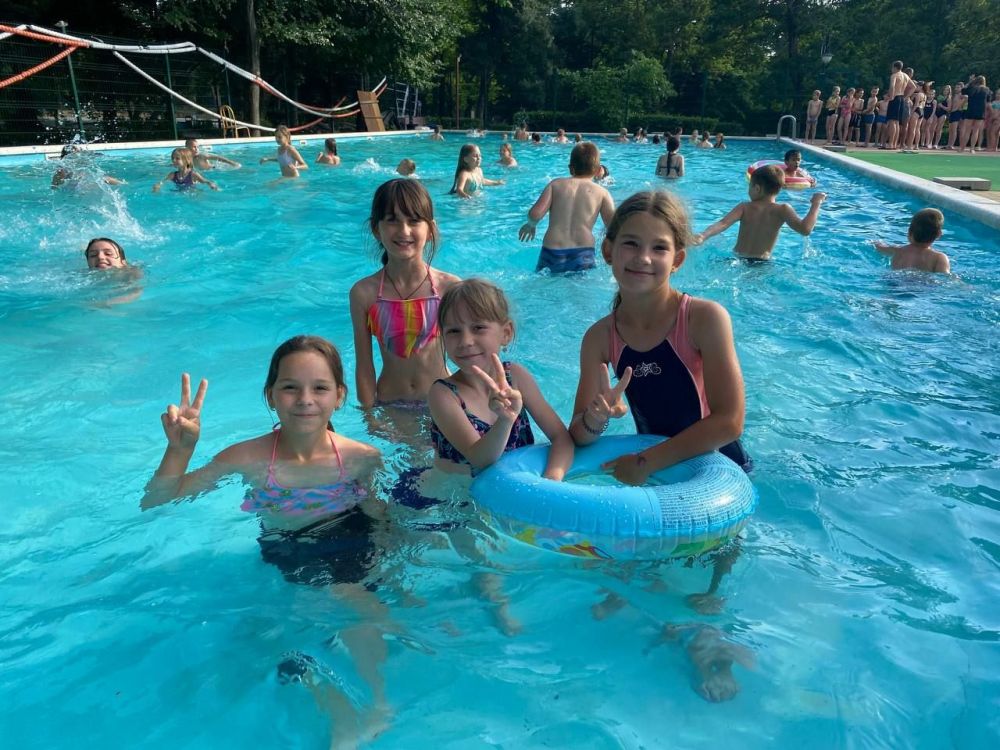 ������ ����������: �� ���� � ������ ��������������� ������� ������ ��������� ����� 2700 ���������� ����������